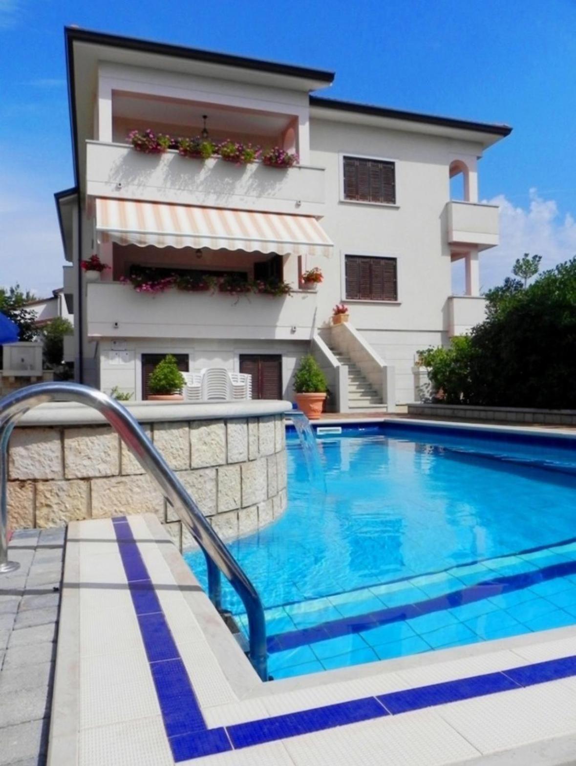 Apartments Villa Mirjam Poreč Exterior foto